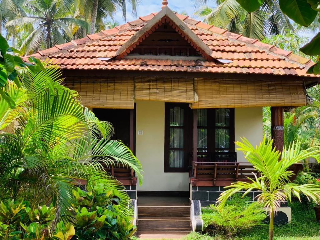 Maadathil Cottages & Beach Resort Varkala Exteriér fotografie